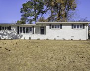 2144 Vesthaven Way, Vestavia Hills image