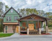 981 E E Chestnut Avenue, Crestview image