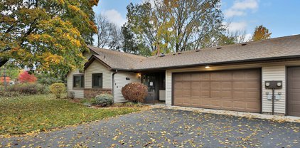 588 Donegal Circle, Shoreview