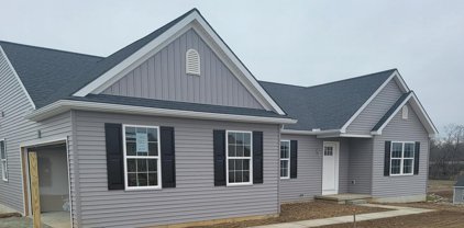 102 Creekside Dr, New Providence
