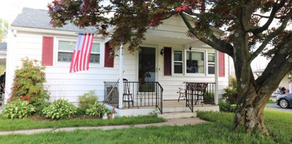 536 Elm   Street, Bally