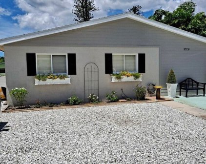 2574 Bayshore  Drive, Matlacha