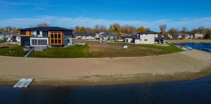 3918 Waterfront Place SE, Mandan