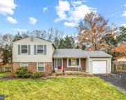 350 Hillwood Ct, Herndon image