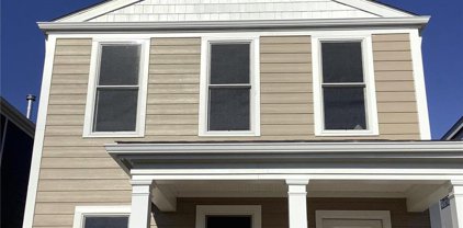 196 Tiber  Way, St Charles