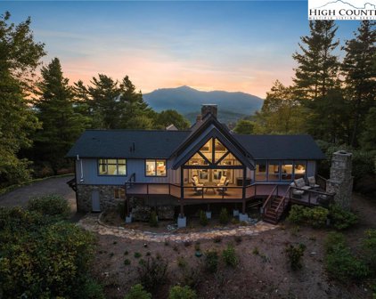 261 Misty Ridge Lane, Blowing Rock