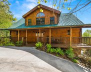 1387 Aintree Dr, Sevierville image