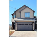 243 2ND AVE, Coos Bay image