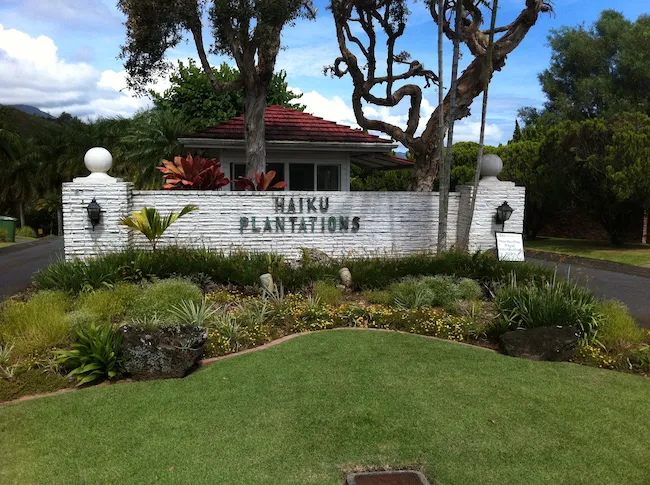 Haiku Plantations Sign