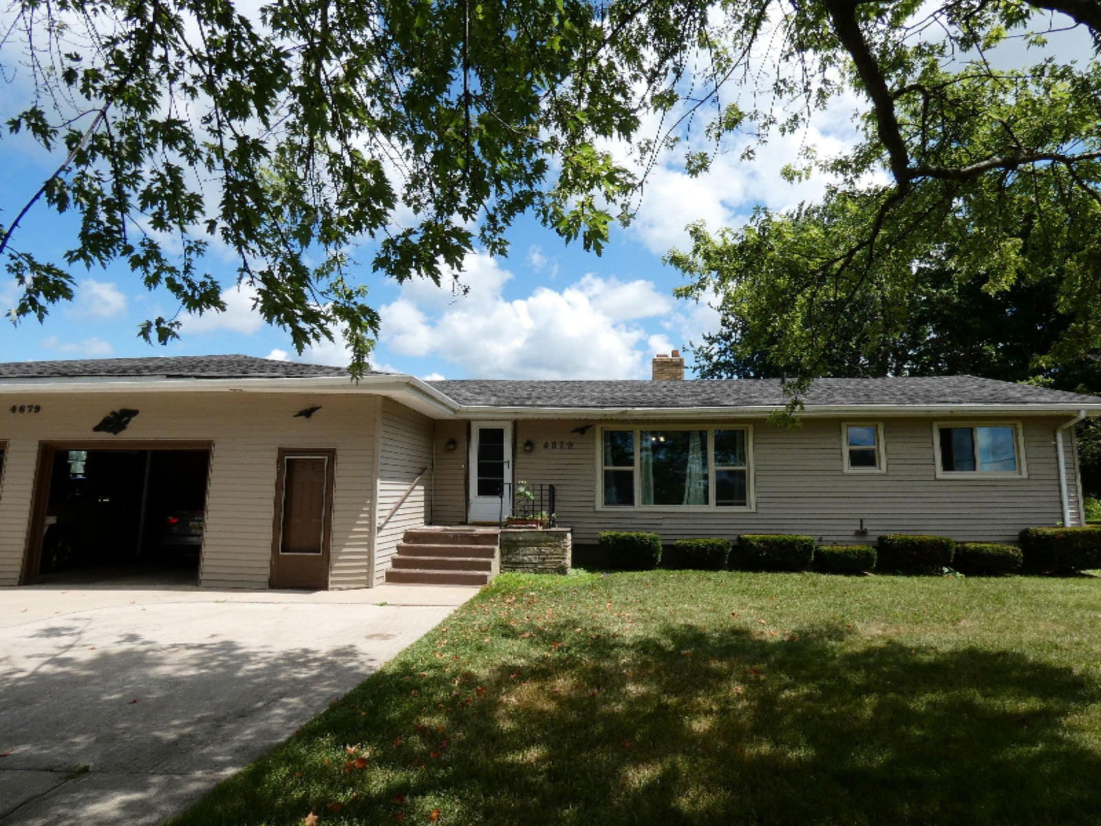 4679 S pipestone Road, Sodus, 49126 Southwestern Michigan S