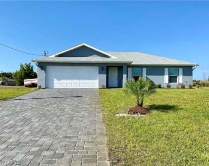 629 Nw 28th  Street, Cape Coral