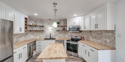 998 Foxboro Dr, Lewisburg