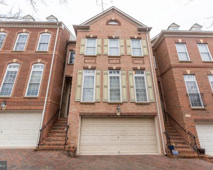 6581 Washington Blvd, Arlington