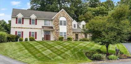 11 Laura Lynn Ln, Glen Mills
