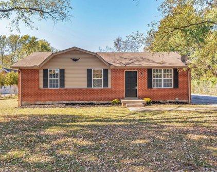 8103 Cooper Dr, Murfreesboro