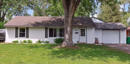 6518 Dudley Avenue N, Crystal