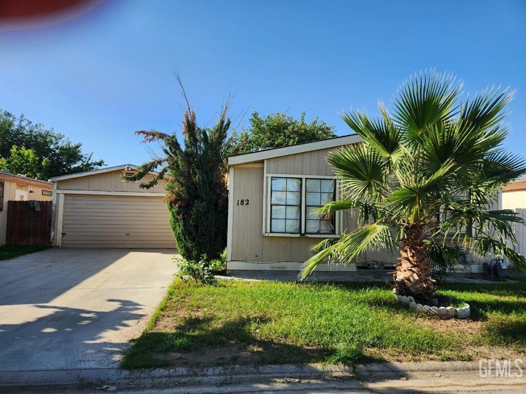 MLS 202309546, 499 Pacheco Unit 182, Bakersfield, CA, 3 Beds, 2 Baths