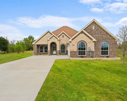 1085 Country  Lane, Oak Ridge