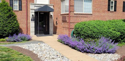 820 S Washington St Unit #B-C, Alexandria