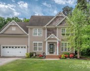 147 Hedgewood  Drive, Mooresville image