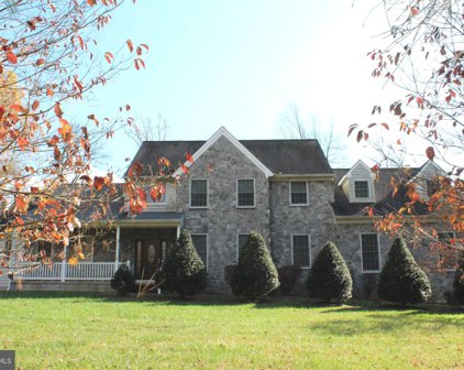 297 Brinton Lake Rd Rd, Thornton