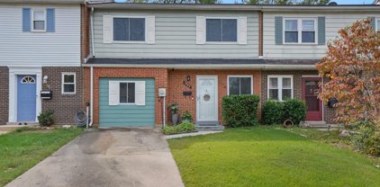 7705 Hyacinth Ct, Laurel