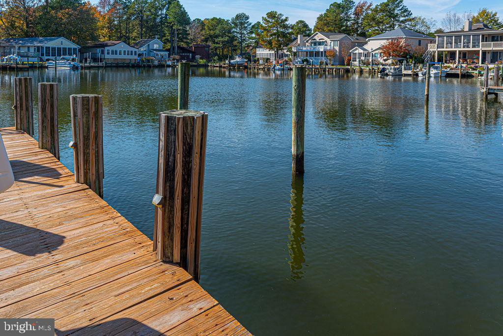 8 Beach Court, Ocean Pines MD 21811