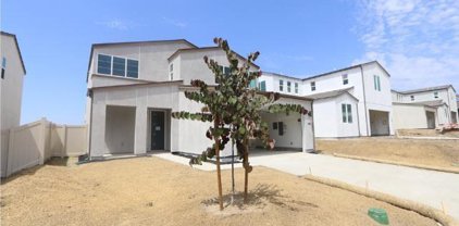 556 Meadowood St. Unit #411, Fallbrook