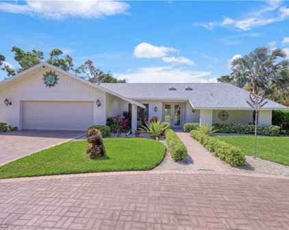 16530 Timberlakes  Drive, Fort Myers