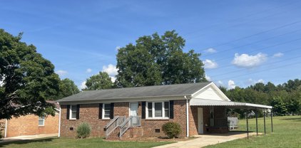 102 Spruce Avenue, Greer