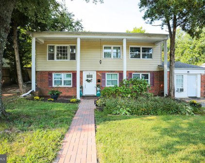 4517 Dale Blvd, Woodbridge