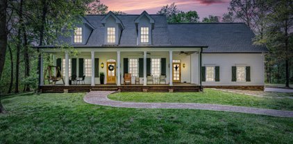 7136 New Hope Rd, Fairview