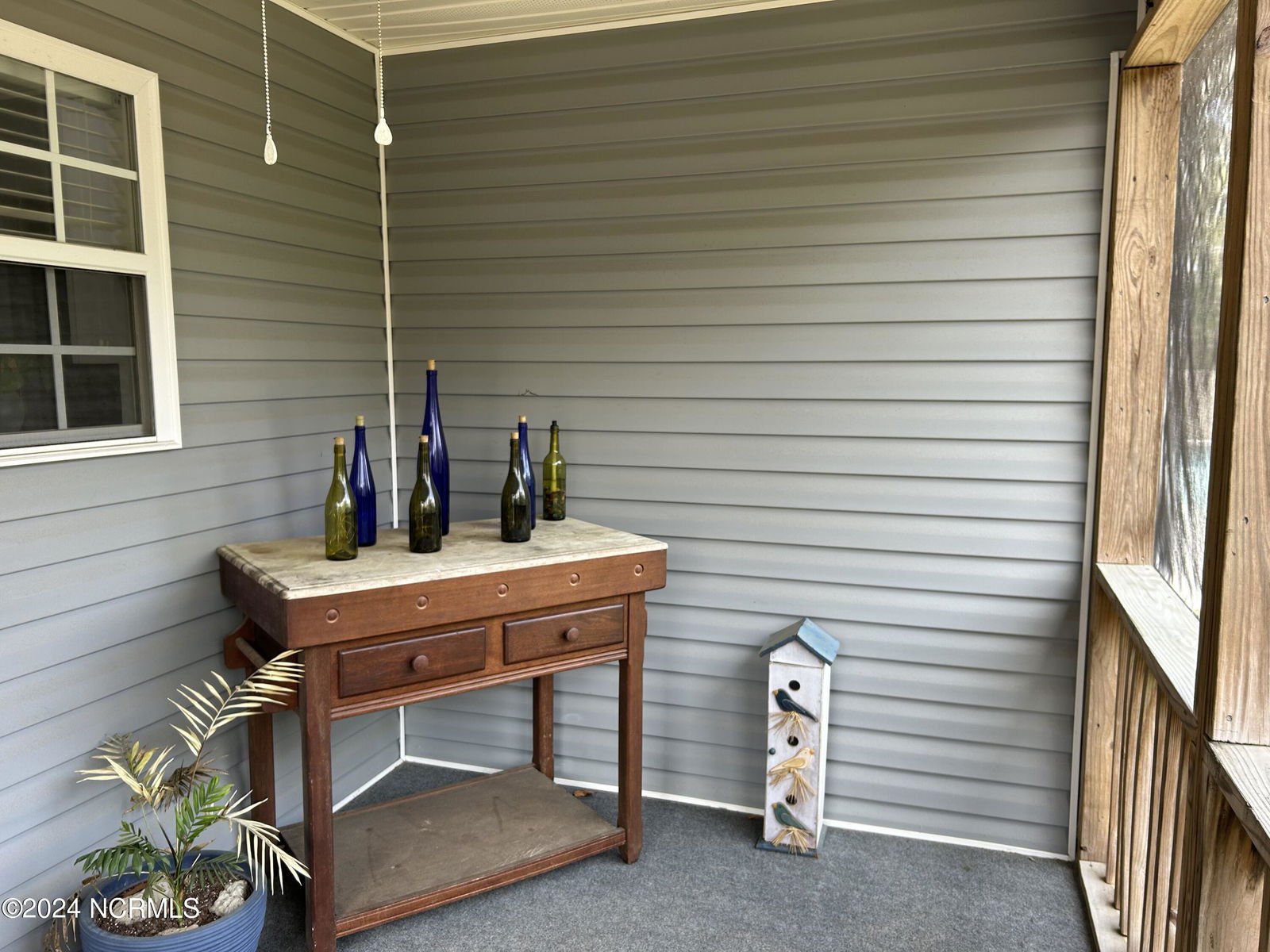 110 NW 16th Street, Oak Island, NC 28465 in Pinners Point