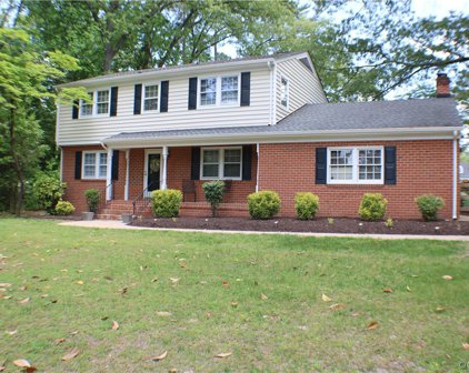 11725 Cliff Lawn Drive, Chester