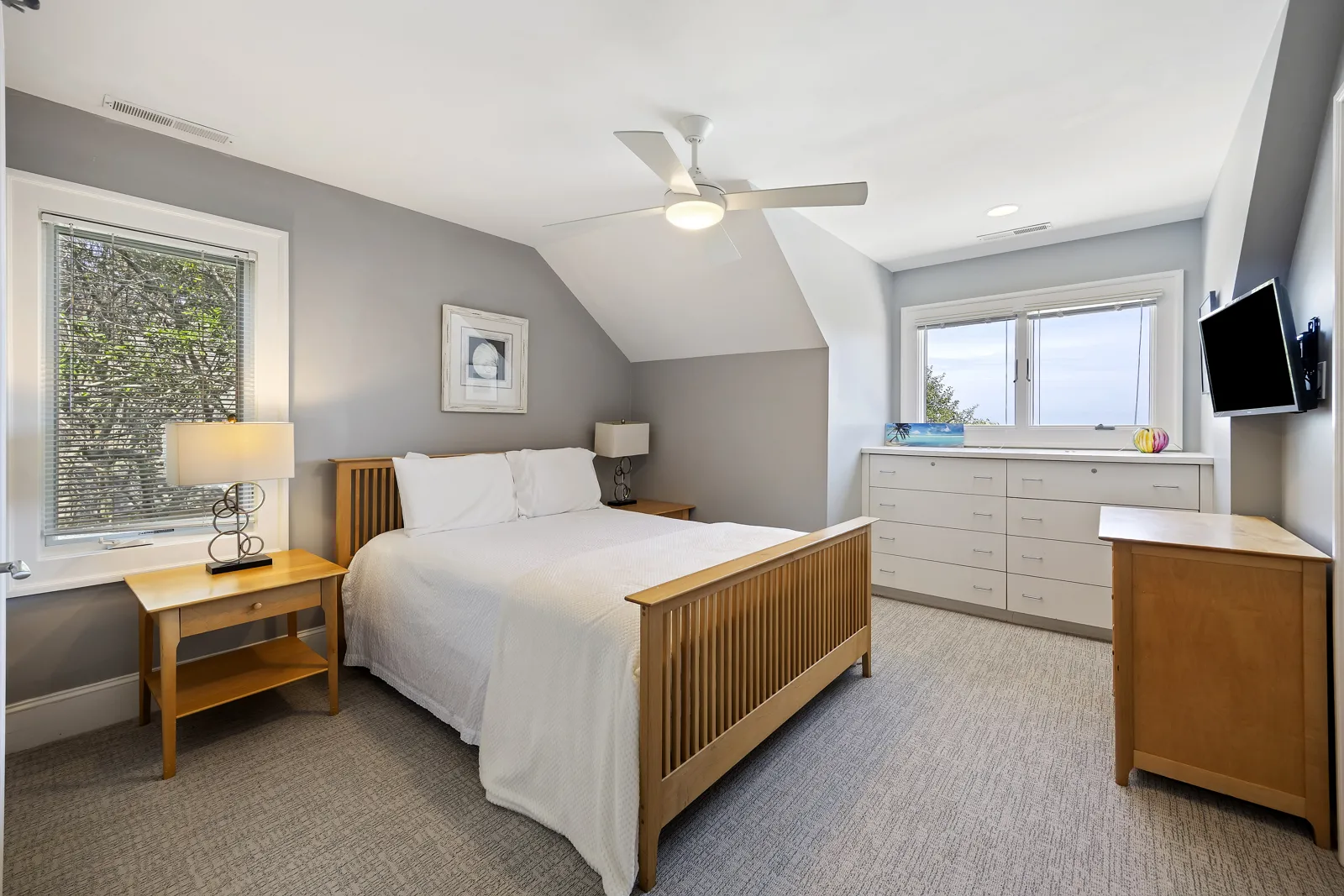 Second floor guest accommodations, photograph 1