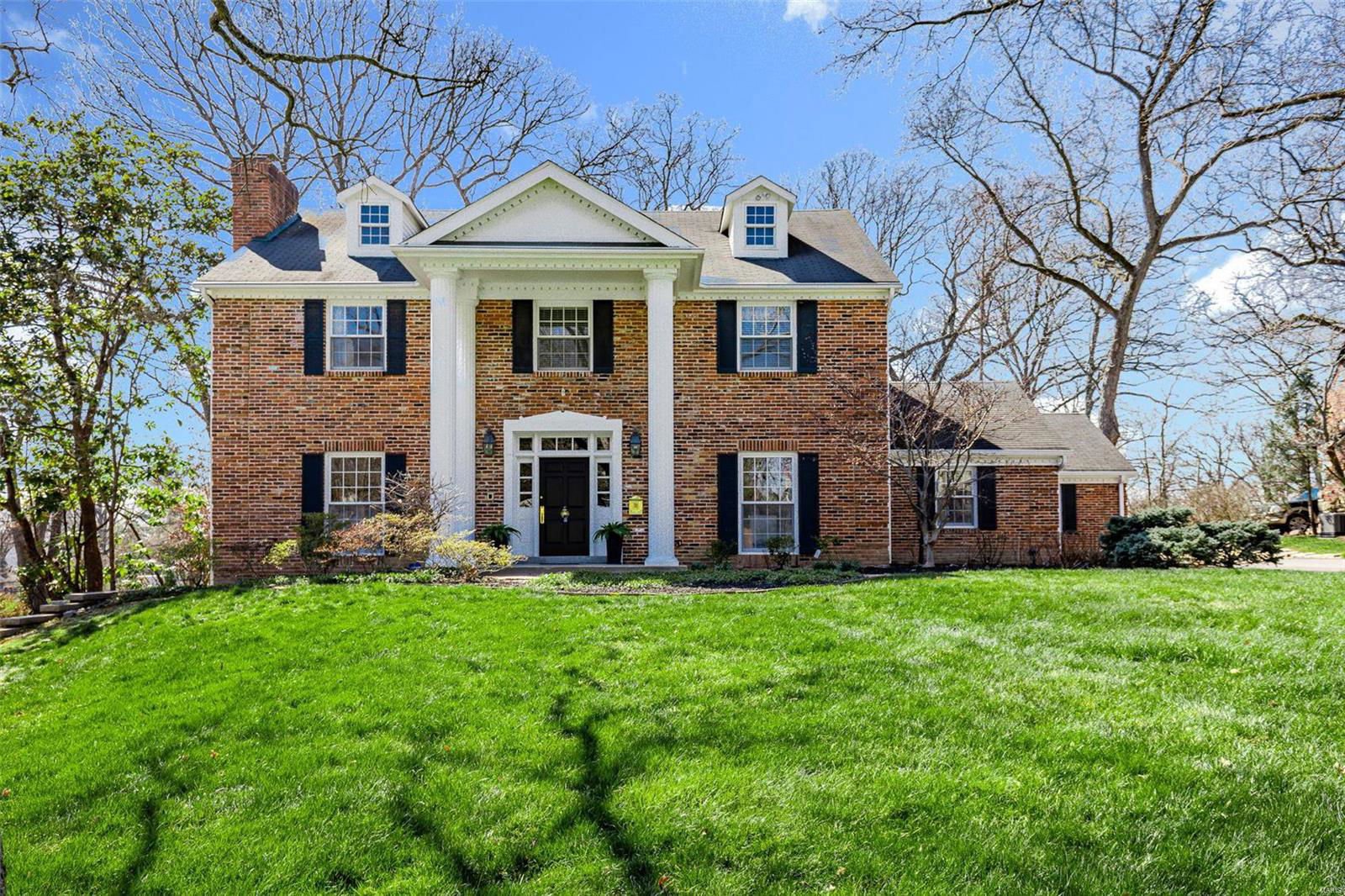 16 Fair Oaks Drive, Ladue, 63124