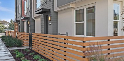 701 Starfish LN, Foster City