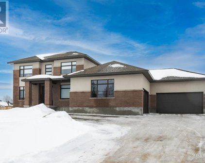6484 PRINCE OF WALES DRIVE, North Gower
