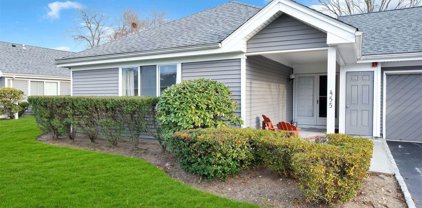 455 Upper Midland Pond Unit #455, Moriches