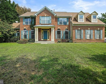 604 James Ridge Rd, Bowie