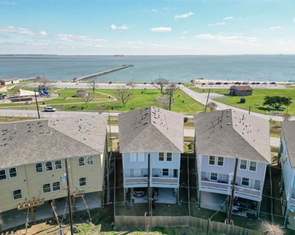721 Bayshore Drive, La Porte