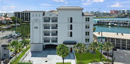 211 Dolphin Point Unit 301, Clearwater