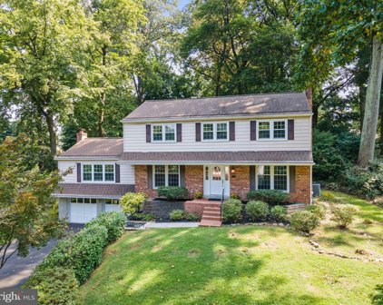 833 Mystery Ln, West Chester