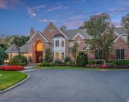 7 Derri Court, Dix Hills image