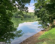 7095 Howellsville Rd, Boyce image