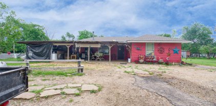 8411 County Road 2316, Quinlan