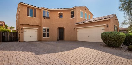 2419 E Tomahawk Drive, Gilbert