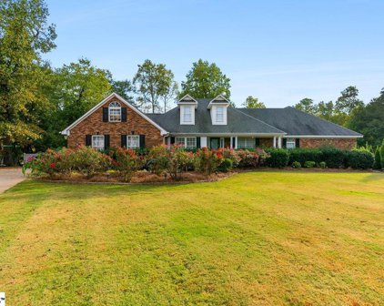 546 Suncrest Court, Lyman
