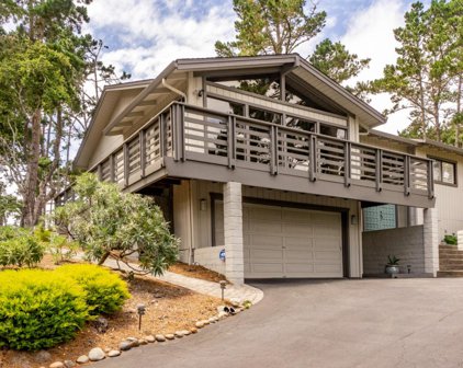 1 Stratford PL, Monterey