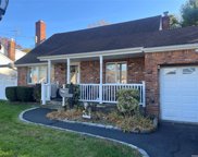 36 Kime Avenue, N. Babylon image